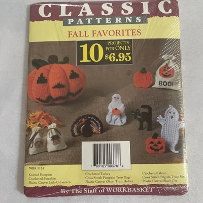 STAFF OF WORKBASKET CLASSIC PATTERNS FALL FAVORITES 10 PROJECTS 4 CRAFTS - Image 1 of 2