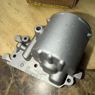 Cubierta de bomba de aceite GM modelos 87-92 Chevy GMC 10038405 Foto 1 de 4