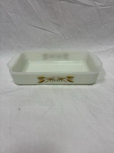 Vintage Fire King Milk Glass Casserole Dish Oven Proof Wheat 452 410 1 1/2 QT - Picture 1 of 6
