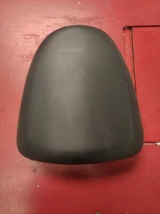 1999-2007 SUZUKI GSXR1300 HAYABUSA REAR PASSENGER PILLION SEAT OEM PART - Picture 1 of 4