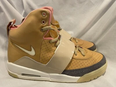 Nike Air Yeezy Mens 11 Net 366164 111 Released in 2009 - Image 1 of 4