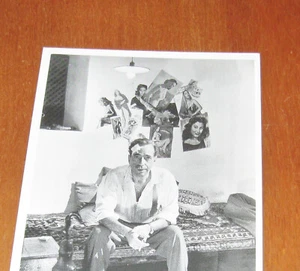 Foto rara 1953 Humphrey Bogart años 90 postal Magnum Cine Robert Capa - Imagen 1 de 3