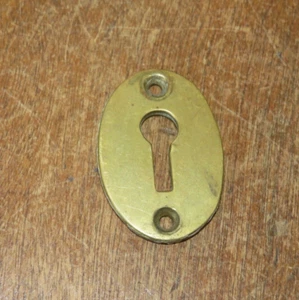 Antigua cubierta victoriana de latón macizo para cerradura, 1 7/8 pulgadas - Imagen 1 de 4