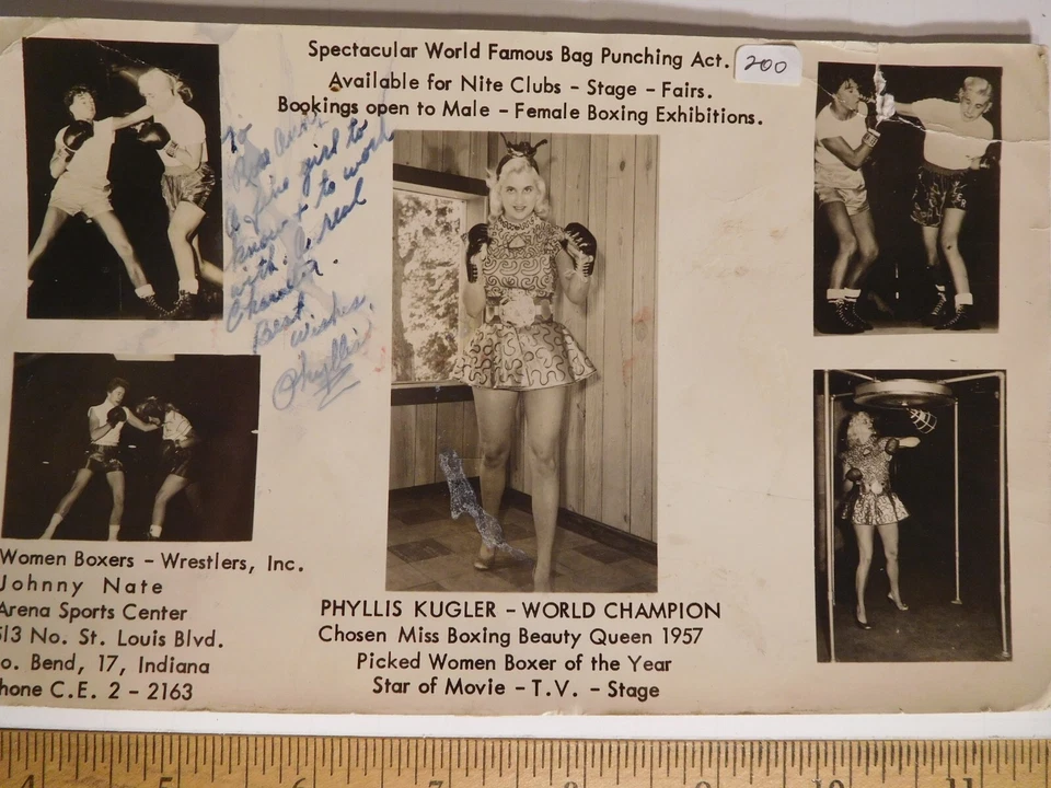 Tarjeta postal de Navidad firmada doble por Phyllis Kugler 1957 Miss Boxing Beauty vintage Foto 1 de 4