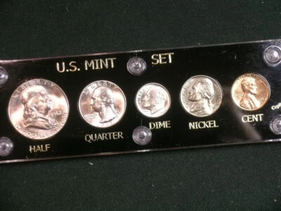 1962 D Brilliant Uncirculated Coin Year Set  - Capital Holder   Denver Mint - Image 1 of 4