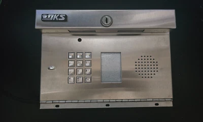 Door King DKS 1808-082 Keypad Interface Telephone Entry System Callbox 1800 Ser - Image 1 of 4