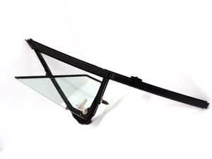 92-96 Ford F150 F250 F350 Bronco Driver LH Left Vent Window Wing Glass Assembly - Picture 1 of 8