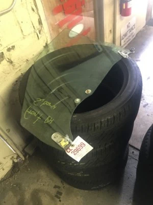 Subaru Legacy Outback 2003 2004 vagón ventana puerta vidrio lado del pasajero delantero Foto 1 de 2