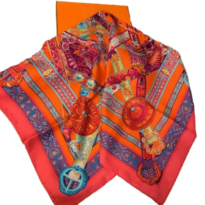 Bufanda de seda HERMES Carre 90 LE SONGE DE LA LICORNE naranja rara sin usar con caja JP Foto 1 de 4