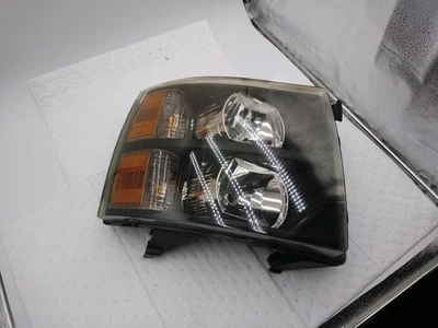 Conjunto de faros derechos usados se adapta a: Chevrolet Silverado 1500 2008 camioneta derecha G Foto 1 de 4