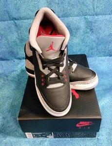 Air Jordan 3 Retro (GS) ragazzo/ragazzo taglia USA 7 anni - Foto 1 di 8