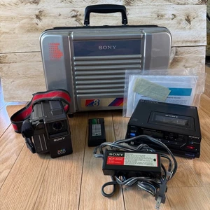 Sony Mini 8 Video CCD-M8u Recorder Player EV-C8u w Hard Case Camera Lot READ - Picture 1 of 17