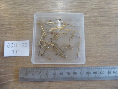 ХОРОШИЙ ЛОТ КАРМАННЫХ ЧАСОВ СТРЕЛКИ КВАДРАТНЫЕ ОТВЕРСТИЯ ТИПЫ ДЛЯ ЧАСОВЩИКОВ - Изображение 1 из 2