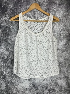 Camisa para mujer H&M 8 L.o.g.g. Tanque de ganchillo floral blanco con volantes cabaña pradera Foto 1 de 4