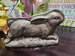 Vintage Style Easter Faux Bunny Rabbit Mold Figurine Tabletop Home Decor 7.5" - Picture 1 of 4