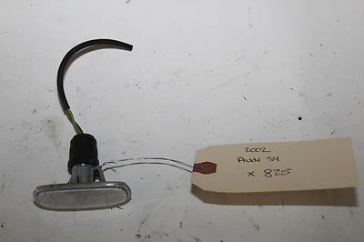 2000-2002 AUDI S4 TURN SIGNAL SIDE MARKER LIGHT LAMP X825 - Image 1 of 4