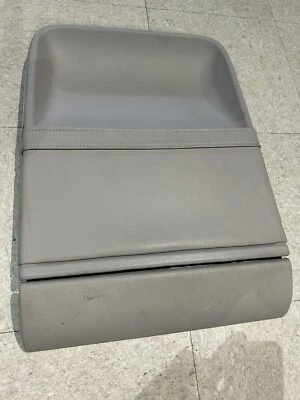 Cadillac STS 2005-2011 asiento trasero delantero superior pasajero derecho gris L0023564 OEM Foto 1 de 2