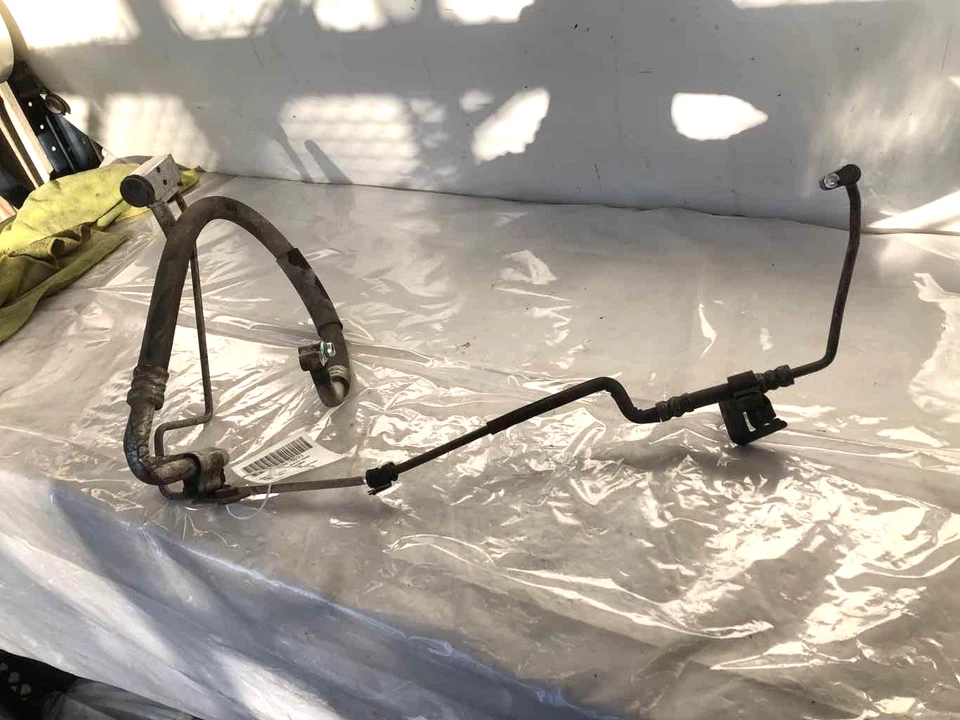 2004 2005 HYUNDAI ELANTRA Air Conditioner Refrigerant Suction Hose 2.0L OEM - Изображение 1 из 4