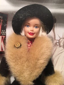 MUÑECA BARBIE INVIERNO EN NUEVA YORK 1997 DE MATTEL CITY SEASONS COLLECTION - Imagen 1 de 10