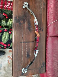 PSE Mach 11 Compound Bow - Picture 1 of 10