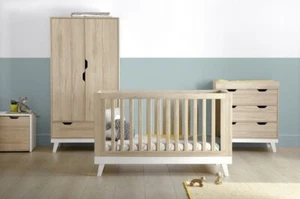 Mamas & Papas Lawson 4 Piece Nursery Furniture Set - Picture 1 of 4