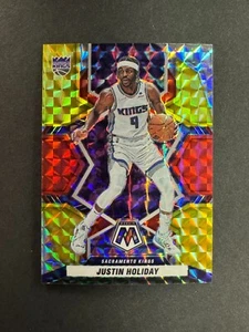 Justin Holiday 2021-22 Panini Mosaic Red Yellow /88 #186 Kings - Picture 1 of 2