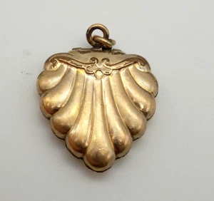Antik La Mode Art Deco Gold Filled Herz Anhänger Charm Puffy Engine Turn - Bild 1 von 5