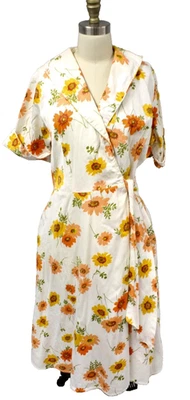 VTG 50s Wrap Robe Dress M L Cotton Cottagecore Floral Fall Colors 44 Bust - Image 1 of 4