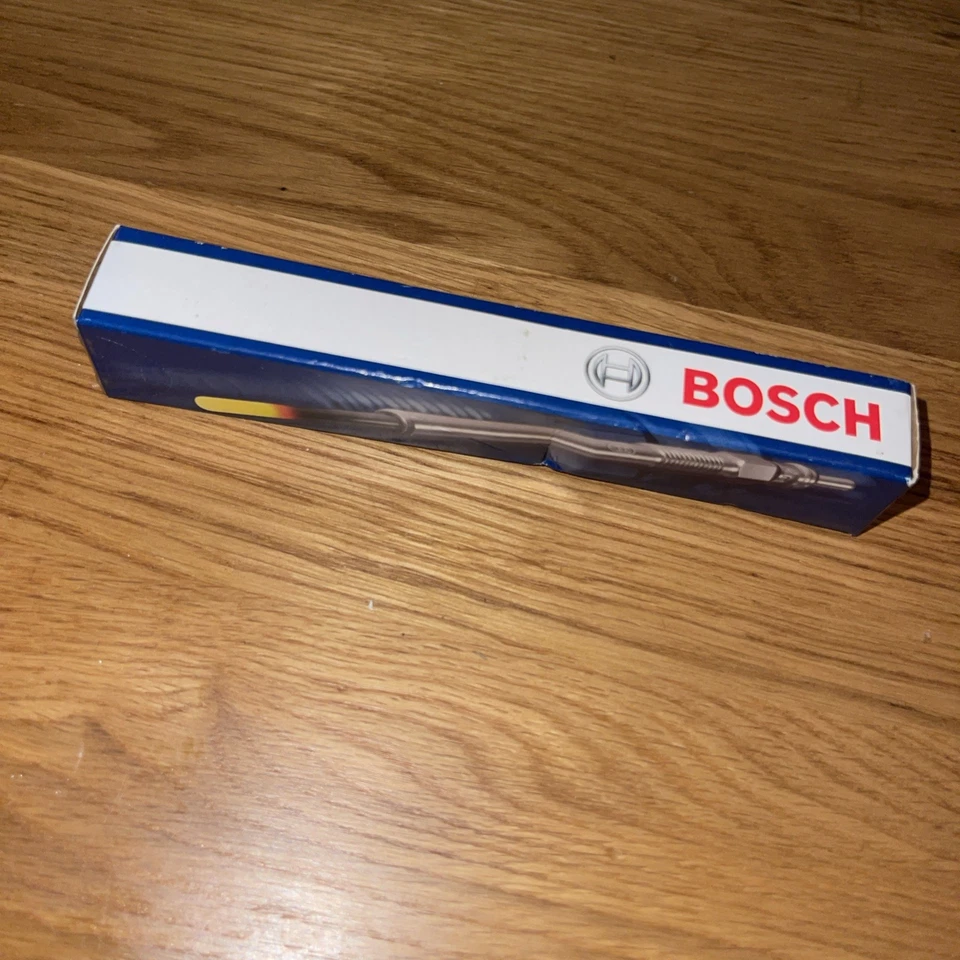 Bosh 0250402005 Glow plugs. VW Golf Mk 5, transporter, Caddy - Image 1 of 1
