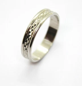 Anello in Oro Bianco 18K con Lavorazione Sfaccettata - Unisex, diverse misure - Imagen 1 de 3