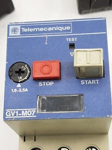Interruptor Ajustable Telemecanique GV1-M07 1.6-2.5A AC 660V Multi-poll lote 4 Usado - Imagen 1 de 4