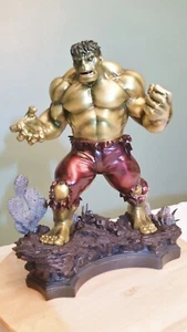 Bowen Designs Hulk Faux Bronze Statue-Retro *AP/240 Signed by Stan Lee with COA* - Picture 1 of 12