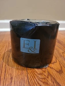 E&I by Hannas Evergreen & Ivy 4 Wick Pillar BIG Candle 62oz 6x5" Green Pine - Picture 1 of 4