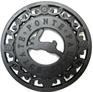 Ponte Family Estate Weingut Untersetzer 5" rund 3 Fuß schwarz Metallguss Kaninchen SELTEN - Bild 1 von 4