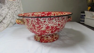 Colander Red and White Graniteware - Изображение 1 из 4