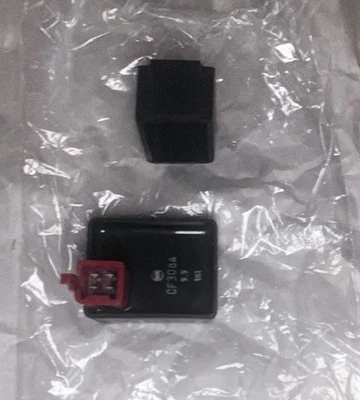 Relé de bomba de combustible OEM Kawasaki Ninja ZZR-600 ZX9R ZX6R ZX7R 27002-1065 Foto 1 de 4