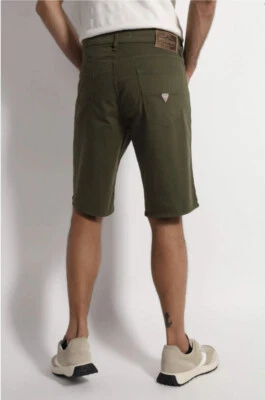 Guess Men's Sonny Straight Fit Shorts Green Olive Size 29 - Image 1 of 4
