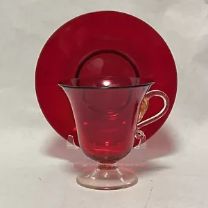 Tazza e piattino rosso rubino con manico avventurina oro e piede veneziano? - Foto 1 di 12