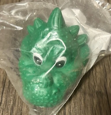 Vintage 1992 Heinz Ore-Ida Green Dino-Pour Dinosaur Ketchup Topper New In Pack - Image 1 of 2