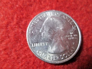2017-P  EFFIGY MOUNDS  QUARTER FREE SHIPPING - Picture 1 of 2