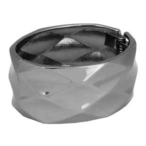 "Brazalete de metal gris tono hematita gran ángulo liso corte bisagras ovalado 1 1/8""" - Imagen 1 de 1