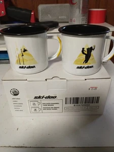Lote de 2 tazas Ski Doo 14 oz B104720000 - Imagen 1 de 1
