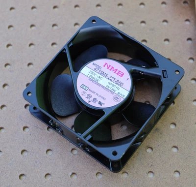 Ventilador de refrigeração NMB 4715MS-22T-B50 220VAC 50/60HZ 1PH 14/13W - Imagem 1 de 3
