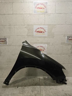 Guardabarros delantero derecho del pasajero Nissan Rogue 2014-2020 usado OEM Foto 1 de 4