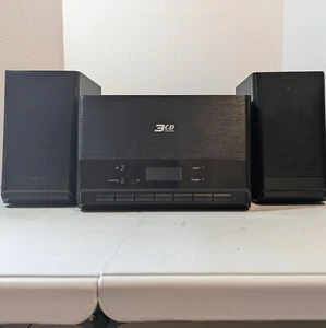 Blackweb Bluetooth 3-CD\FM Stereo Without the Remote - BWA17AA010 - Picture 1 of 7