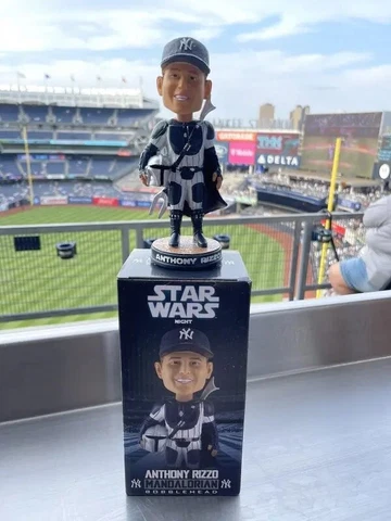 2023 Star Wars Anthony Rizzo Mandalorian BOBBLEHEAD SGA 5/12 New York Yankees Cover