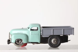 Schuco Varianto 3042  LKW  grün  Made US Zone Germany  (135770) - Picture 1 of 6