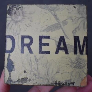 CHARMING VINTAGE CEDAR MOUNTAIN HAND MADE MINIATURE DECORATIVE WOOD BLOCK: DREAM - Picture 1 of 4