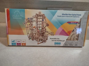 New UGears Marble Run Chain Hoist - Wooden Mechanical Model 266 Pieces STEM Toy - Picture 1 of 3