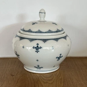 Thomas Bavaria Porzellan Strohblume Weiß Blau Große Bonboniere Zuckerdose 13 Cm - Bild 1 von 5